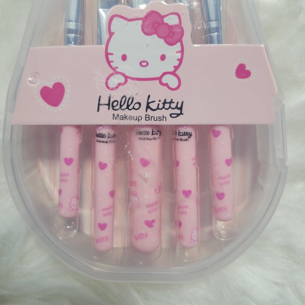 Hello Kitty Makeup Brush Set - Picture 4 of 5